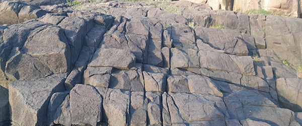 Natural Fractures Modelling. Fractured Reservoir Characterization